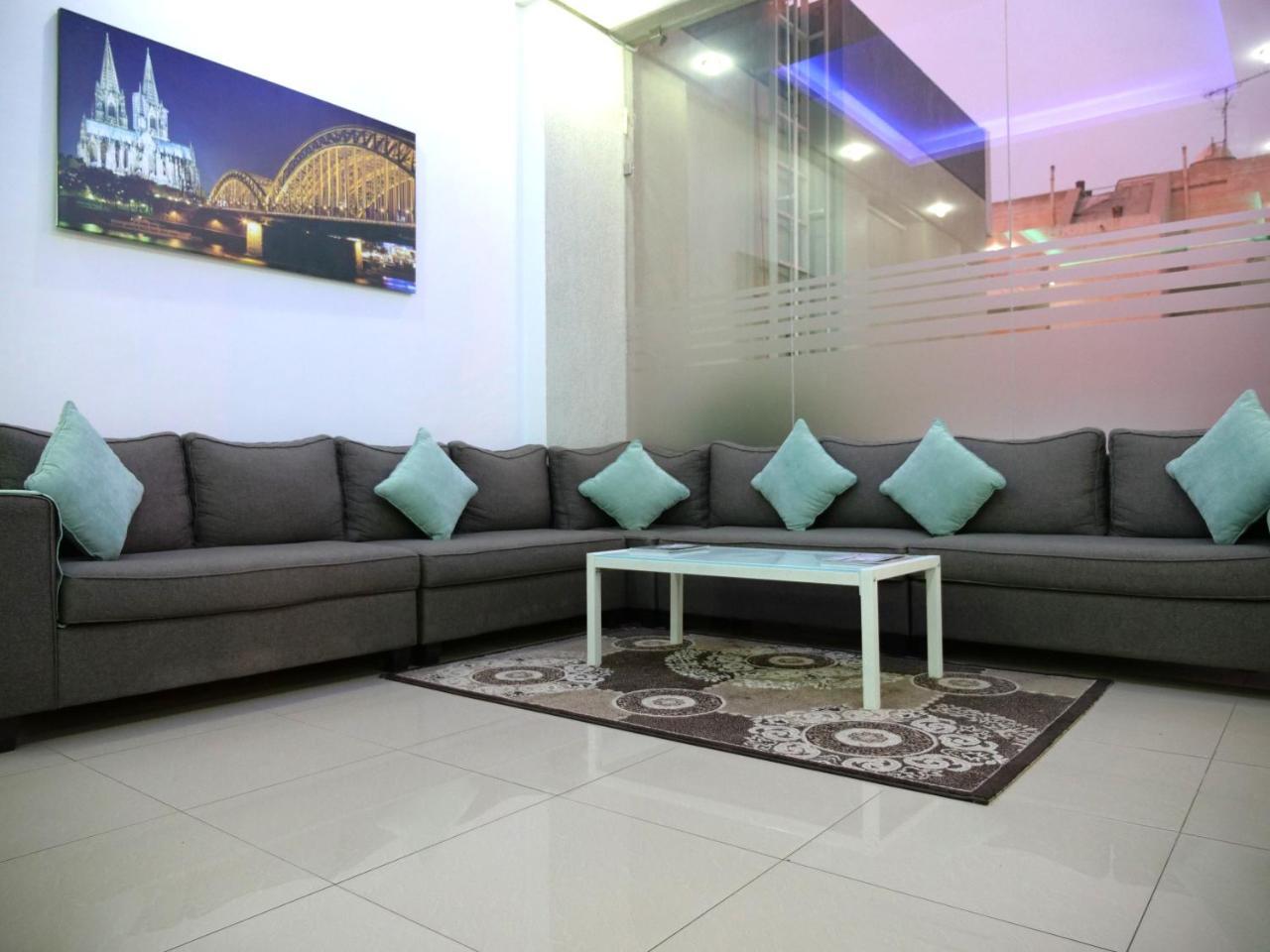 Heidelberg Apartment Kuwait City Bagian luar foto